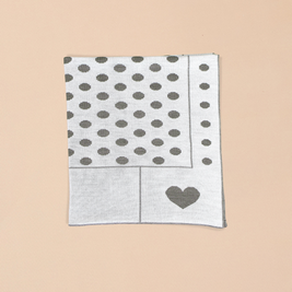 Elephant Embroidery Bodysuit & Beige Knit Heart Blanket