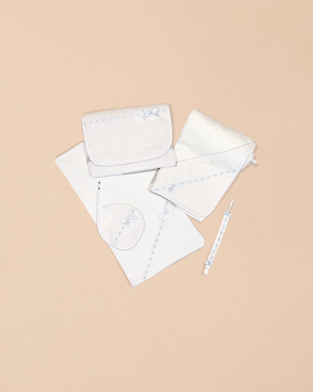 Eyelet 5 Piece Towel Set