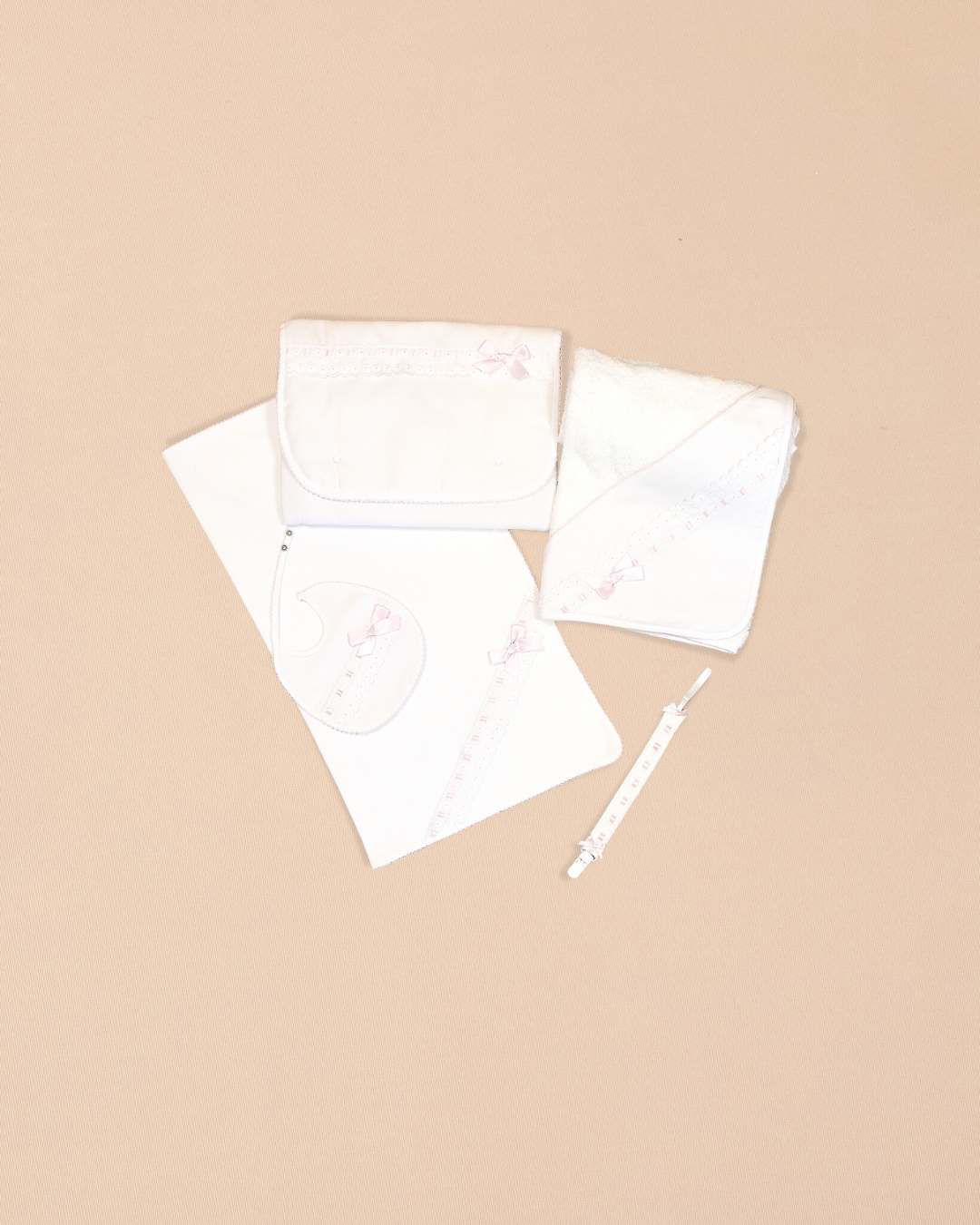 Eyelet 5 Piece Towel Set