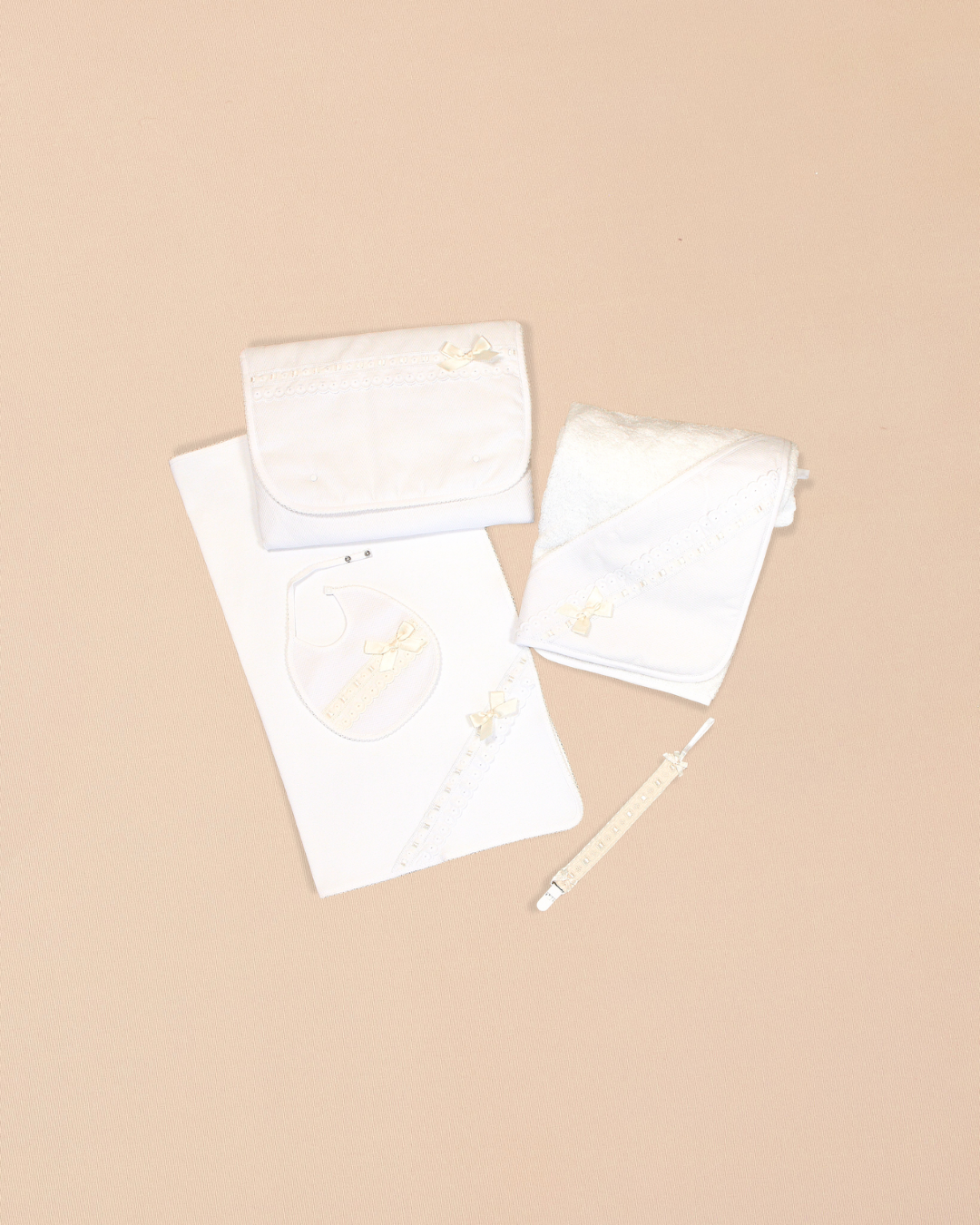 Eyelet 5 Piece Towel Set